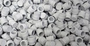Injection des pièces plastiques en série