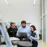 ROMER aujourd'hui, seize presses à injecter